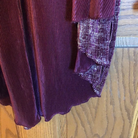 LuLaRoe Elegant Metallic Plum/Silver Cover-Up NWOT - Picture 5 of 6